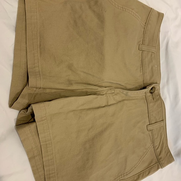Ana khaki shorts size 6 - Picture 3 of 5